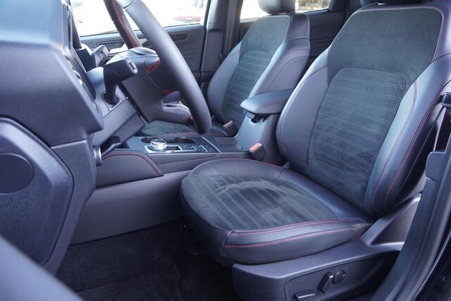 Ford KUGA 2.5 PHEV ST-Line X