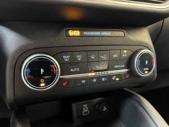 Ford KUGA 2.5 PHEV Vignale | Luxe lederen Vignale bekleding | Stoelverwarming | Stuur verwarming | Digitaal dashboard |