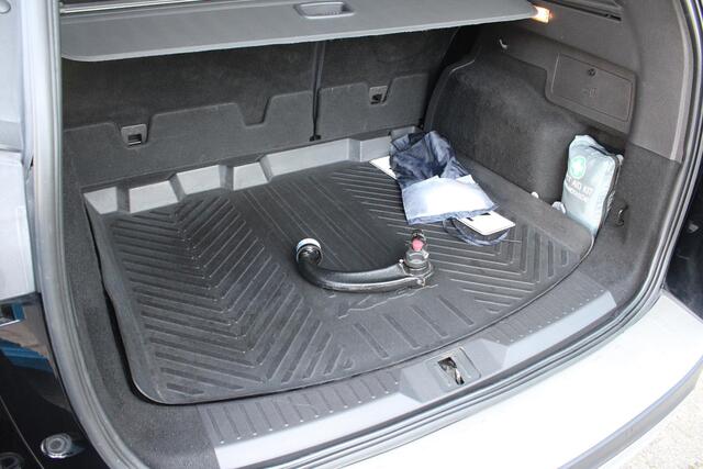 Ford KUGA 1.5 Trend | Trekhaak | Climate Control | Cruise Control | Navigatie | Lichtmetalen Velgen |