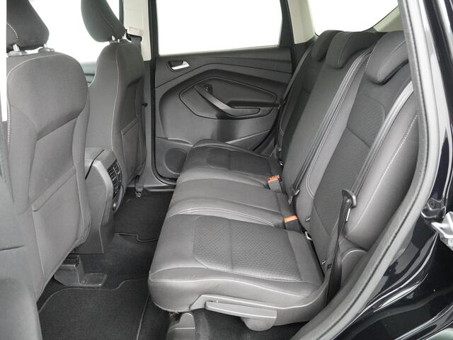 Ford KUGA 1.5 EcoBoost 150PK Titanium | Winter pack | trekhaak | Cruise | Navi | PDC |