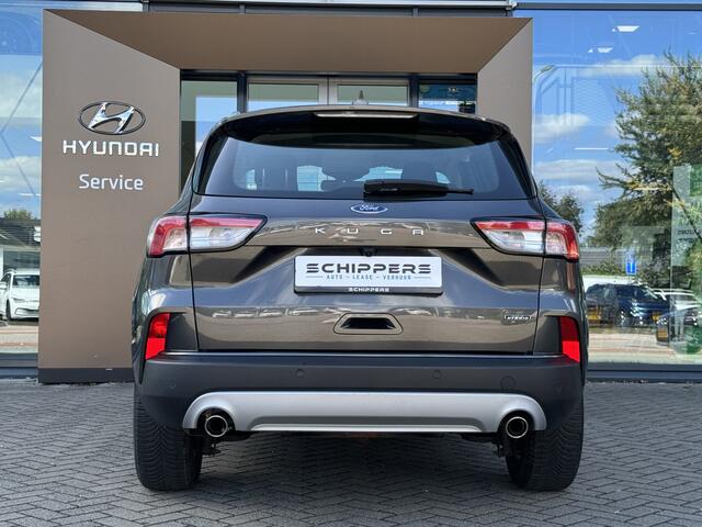 Ford KUGA 2.5 PHEV Titanium