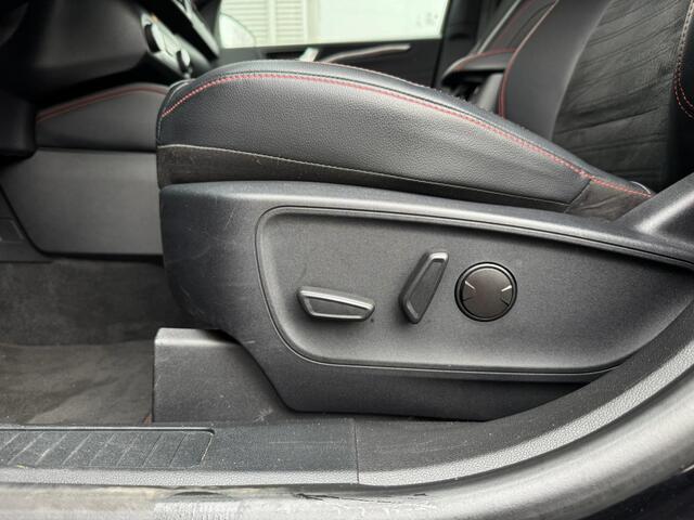 Ford KUGA 2.5 PHEV ST-Line X