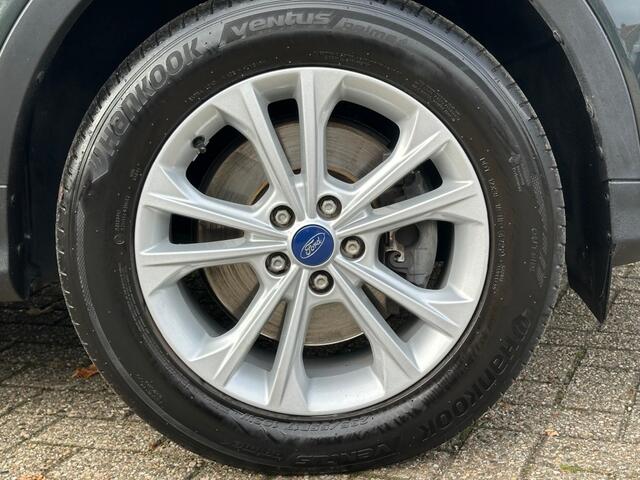 Ford KUGA 1.5 ECOB. TITANIUM AUTOM