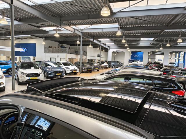 Ford KUGA 2.5 PHEV 225 pk ST-Line X | Pano | Winter Pack | Matrix LED | Adapt. Cruise | AGR | Origineel NL |