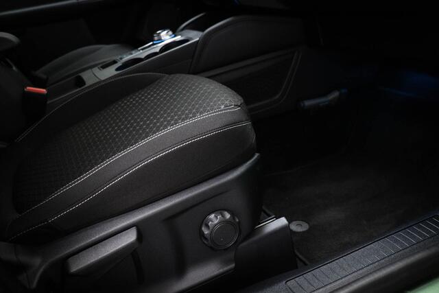 Ford KUGA 2.5 PHEV Titanium | WINTER / DRIVER ASSISTANCE- PACK | STUURVERWARMING | DAB | APPLE | 360 CAMERA