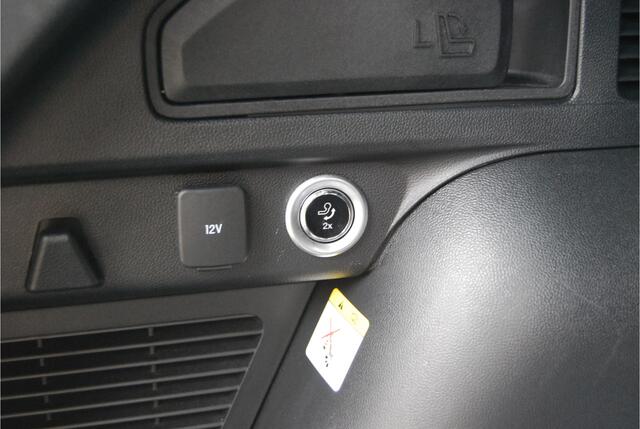 Ford KUGA 2.5 PHEV 243PK ST-Line X | PANORAMADAK | TREKHAAK | LED MATRIX | STOEL- STUUR VERWARMING