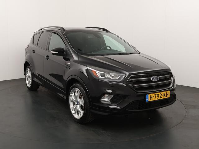 Ford KUGA 1.5 EcoBoost 150 pk ST-Line | Winter Pack | 19" | El. a. klep | Half leer | Apple Carplay