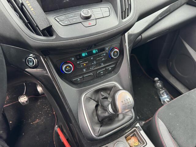 Ford KUGA 1.5 EcoBoost ST Line 150pk Achteruitrijcamera | Bi-Xenon Koplampen | Voorruit verwarming | 2.000kg Trekgewicht