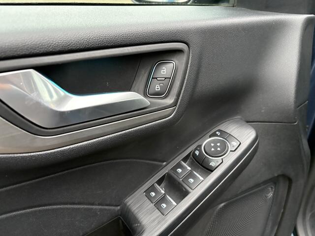 Ford KUGA 2.5 FHEV Titanium Hybride trekhaak