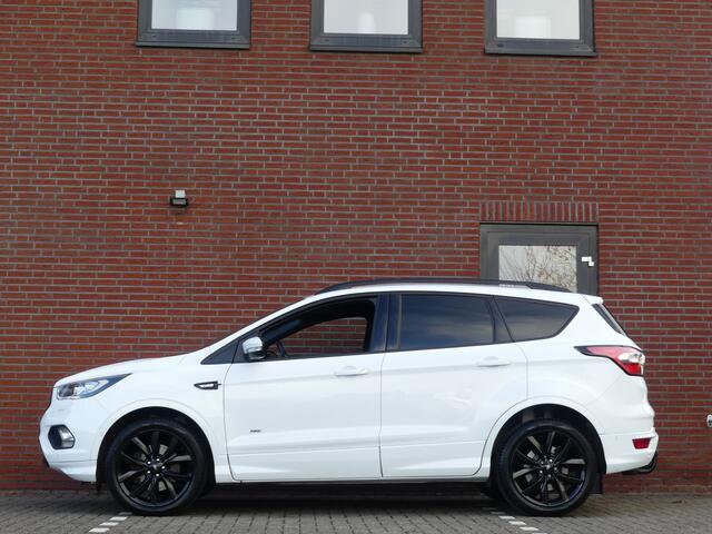 Ford KUGA 1.5 EcoBoost ST Line / Trekhaak