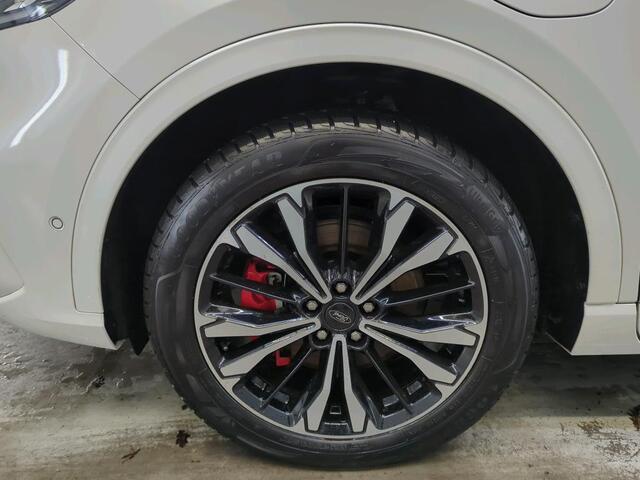 Ford KUGA 2.5 PHEV 225 PK Aut. ST-Line X Adaptive Cruise Control 19" LM Velgen PDC VA + Camera Design Pack Driver Assistance Pack Winter Pack Premium White Metallic Trekhaak