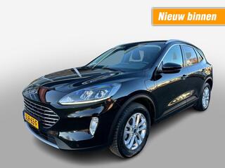 ford-kuga-2.5-phev-titanium