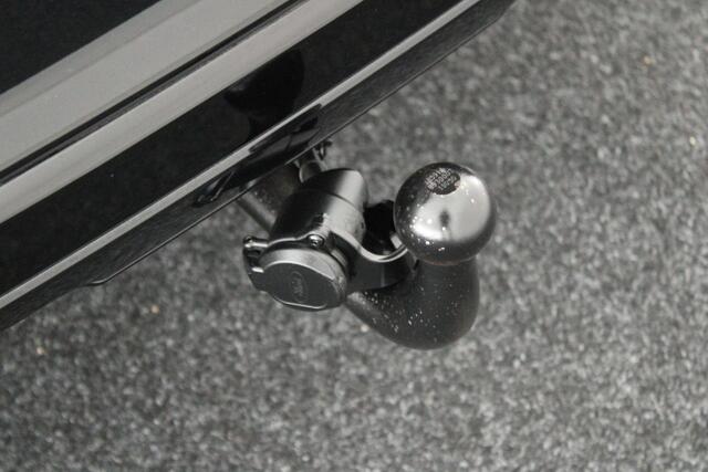 Ford KUGA 2.5 224pk PHEV ST-Line X Trekhaak Camera Stoelverwarming Keyless B&O Navigatie