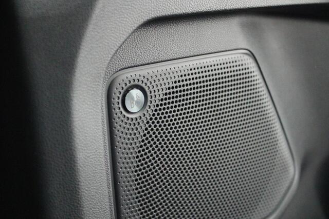 Ford KUGA 2.5 224pk PHEV ST-Line X Trekhaak Camera Stoelverwarming Keyless B&O Navigatie