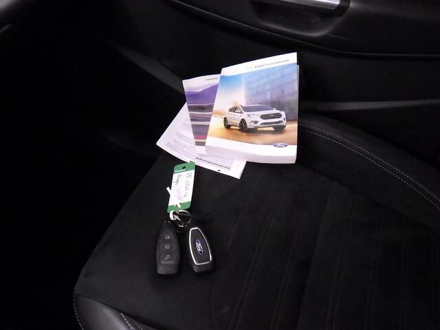 Ford KUGA 1.5 EcoBoost ST Line Panoramadak Camera Winter Parking pack Bi-Xenon Privacy Glass Dealeronderhouden