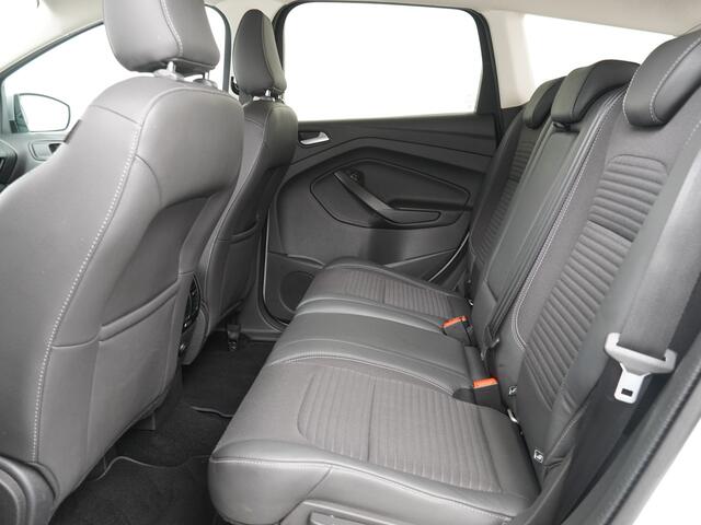 Ford KUGA 1.5 Titanium 4WD 182PK | Trekhaak | Winter pack | BLIS | Cruise | Camera | Navi |