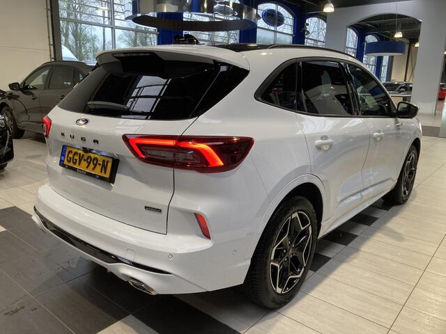 Ford KUGA 2.5 PHEV 243 pk ST-Line X | Trekhaak | Pano | Winter Pack | Adapt. Cruise | Matrix LED | 360° Camera | AGR stoelen