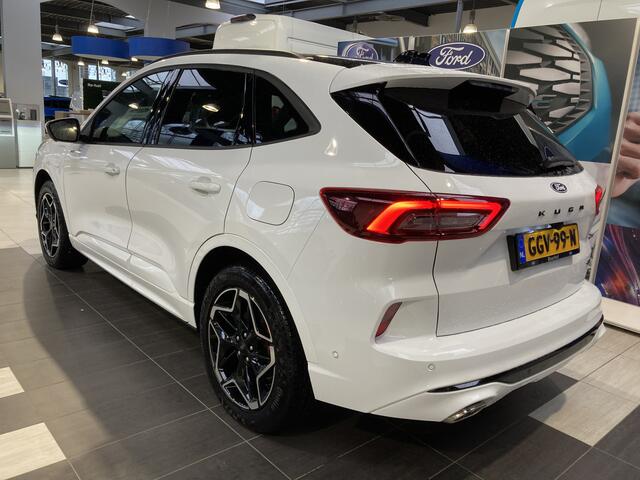 Ford KUGA 2.5 PHEV 243 pk ST-Line X | Trekhaak | Pano | Winter Pack | Adapt. Cruise | Matrix LED | 360° Camera | AGR stoelen