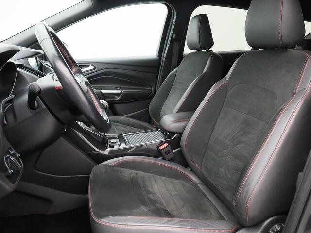 Ford KUGA 1.5 EcoBoost ST Line 6-Bak | CAMERA | SONY | CARPLAY | STOEL- EN STUURVERW. | TREKHAAK