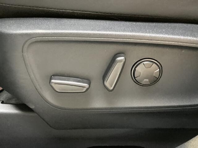 Ford KUGA 2.5 PHEV 243 pk ST-Line X | NW Model I AGR stoelen I Pano I Adapt. LED I Adapt Cruise I Trekhaak I