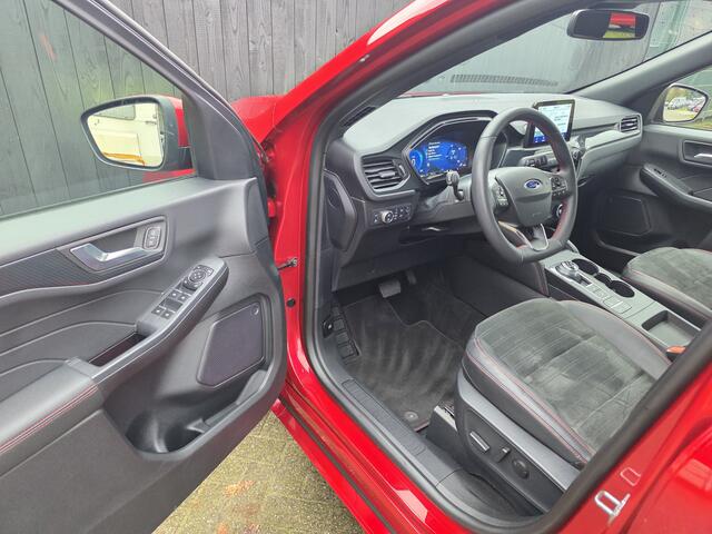 Ford KUGA 2.5 PHEV ST-Line X