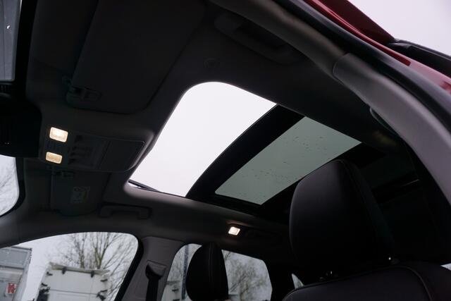 Ford KUGA 2.5 PHEV Vignale Lederen bekleding Stoel + Stuur verwarming Navigatie Camera Apple Carplay Panoramadak LED