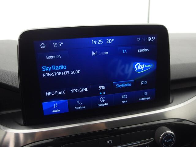 Ford KUGA 1.5 EcoBoost Titanium 1800KG TREKGEW / 360GR CAMERA / KEYLESS / NAVI / CARPLAY / DAB+ / ACC / NL-AUTO