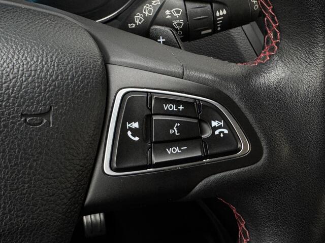 Ford KUGA 1.5 EcoBoost ST Line GRATIS Afleverpakket! | Trekhaak | Panoramadak | Adaptieve Cruise