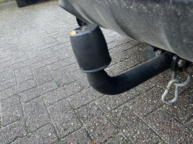 Ford KUGA 1.5 EcoBoost ST Line Lmv Trekhaak Applecarplay Cruise Klima Acamera Stoelverwarming Nap