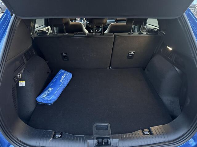 Ford KUGA 2.5 PHEV ST-Line X 243pk | Panoramadak | Wegklapbare trekhaak | 19 inch | Winter Pack | AGR-stoelen | Bang & Olufsen