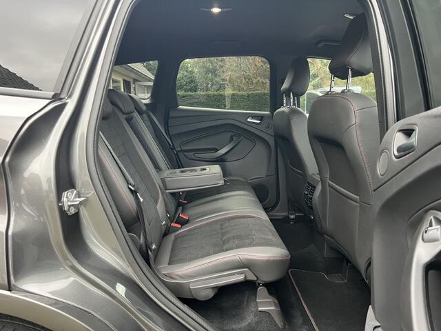 Ford KUGA 1.5 ST-Line Winterpack Led Trekhaak 2000Kg Camera Keyless