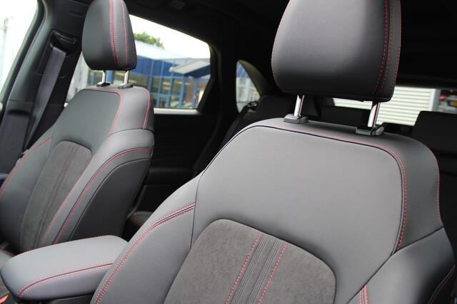 Ford KUGA 2.5 PHEV ST-Line X | Panoramadak | Trekhaak | BLIS | B&O | Full Options