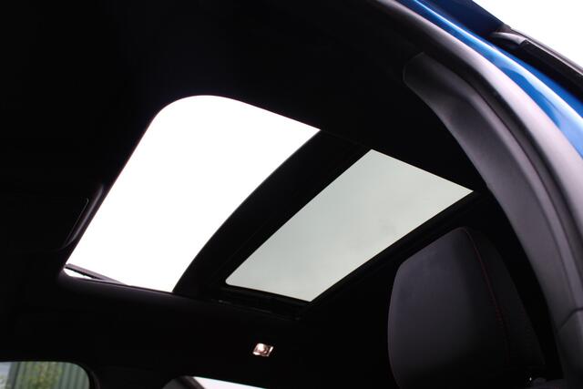 Ford KUGA 2.5 PHEV ST-Line X | Panoramadak | Trekhaak | BLIS | B&O | Full Options