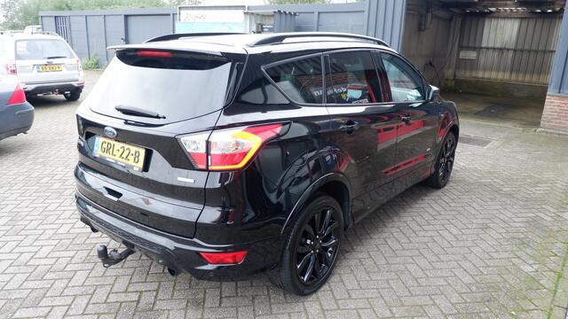 Ford KUGA 1.5 EcoB. ST-Line 4WD 183pk Navi/ACC/19"/Trekhaak/Camera