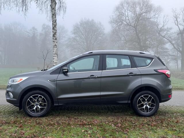 Ford KUGA 1.5 TDCI TREND / TREKHAAK / LMV / STOELVERWARMING / 2017