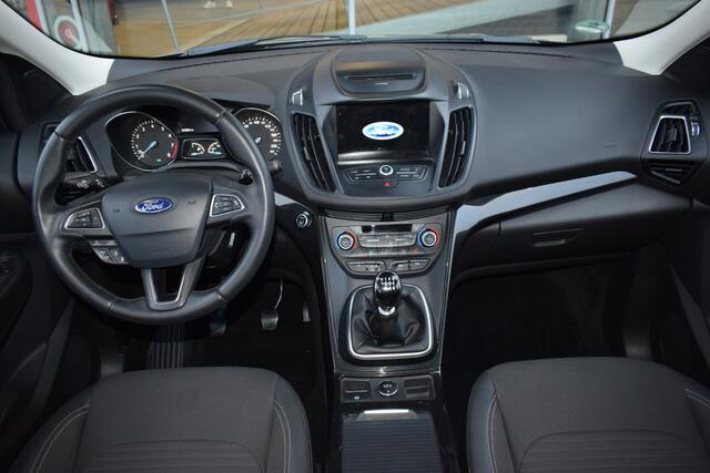 Ford KUGA 1.5 EcoBoost Titanium | Trekhaak | Stoel+ Stuurwielverwarming | Camera | Adaptive Cruise Control |