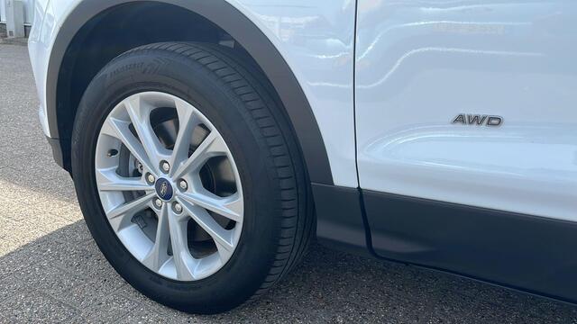 Ford KUGA 1.5 EcoBoost Titanium 182pk | Trekhaak | Winterpack | Panoramadak