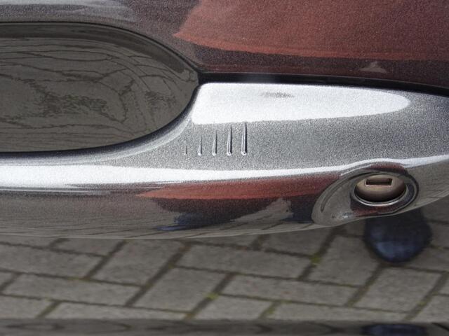 Ford KUGA 2.5 PHEV ST-Line X 225pk Automaat | Adaptieve Cruise | Panorama dak | Achteruitrijcamera | Elektrische achterklep | Navigatie | B & O Sound