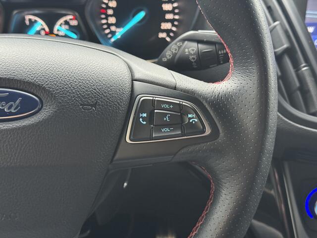 Ford KUGA 1.5 EcoBoost ST-line