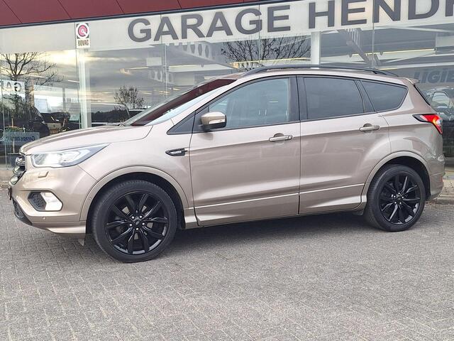 Ford KUGA 1.5 ST Line | Trekhaak 2000kg | Winter-Pack | LED | Navi | Stoel&Stuur Verwarming | occasion