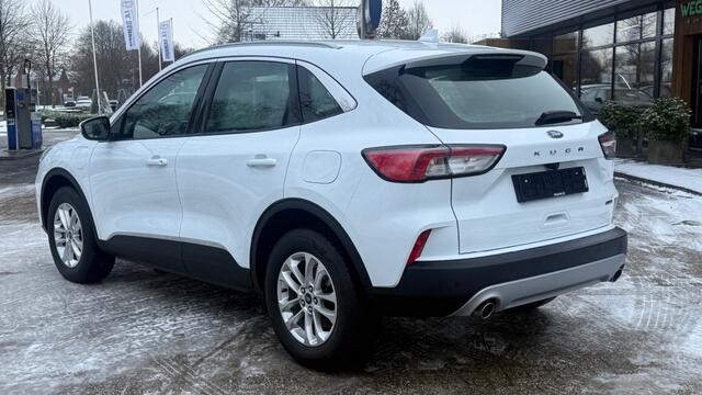 Ford KUGA 2.5 PHEV TITANIUM / Winter pack