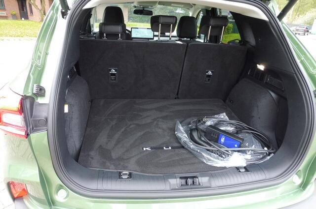 Ford KUGA 2.5 PHEV Active X Panoramadak Trekhaak bomvol garantie tot 2028 nw 56.000,-