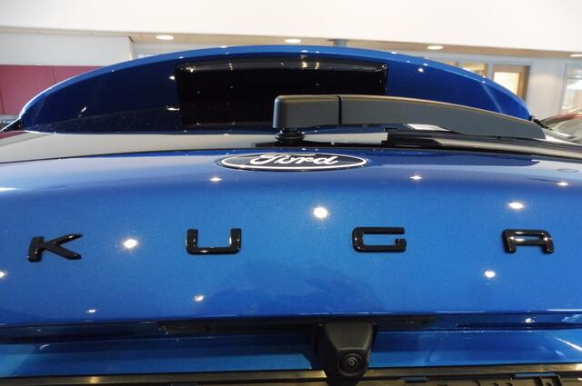 Ford KUGA 2.5 PHEV Active X Panoramadak Trekhaak bomvol nw 56.000,- garantie tot 2029