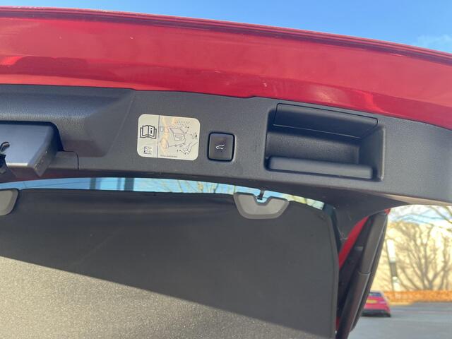 Ford KUGA 2.5 PHEV ST-Line X Plug-in Hybride | Panoramadak | Winterpakket | Camera | Head-up Display | Bang & Olufsen Audio | Adaptieve Cruise Control | Rijklaar incl. 12 maanden BOVAG-garantie |