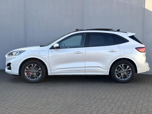 Ford KUGA 2.5i PHEV Aut. 165kW ST-Line X Automaat / Schuif/kantel dak / Elektrische trekhaak 1.500 kg / Winterpack / Adaptive Cruise / EAER 56 km / Stuur-, stoel-, achterbank- en voorruitverwarming / Bang & Olufsen audio / Navi / Apple Carplay Android /