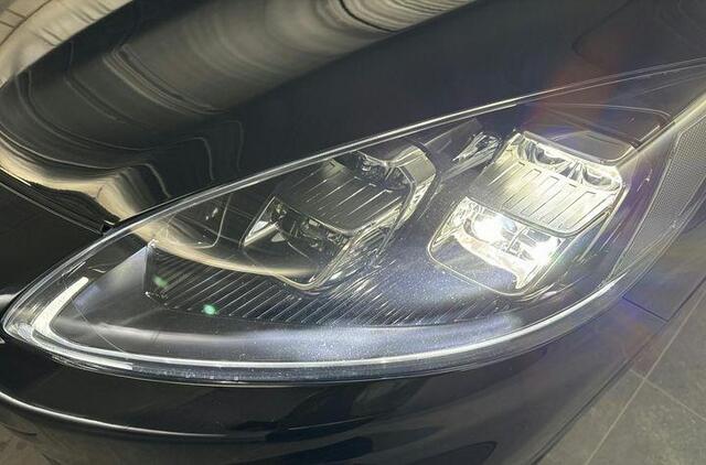 Ford KUGA 2.5 PHEV ST-Line X 225pk | Winterpack | Sync 3 Navigatie | 1.500kg Trekgewicht | Half Leder Alcantara