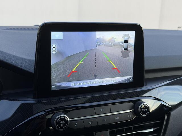 Ford KUGA 2.5 PHEV ST-Line X / B&O / Panoramadak / Afn. Trekhaak 1500 Kg / Dealer Onderhouden / HUD / ACC / Navigatie / Winterpack / Stoel & Stuurwiel verwarming / Camera / Elektr. stoelen / Elektr. Achterklep / Apple Carplay & Android Auto / Sportonderstel / Dodeh