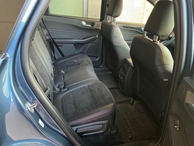 Ford KUGA 2.5 PHEV ST-Line X | Wegklapbare tekhaak | Panoramadak | Winter Pack | Adaptive cruise control | Head up Display | Camera | Dodehoeksensoren | Bang&Olufsen | 1.500 kg geremd trekgewicht