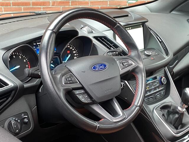 Ford KUGA 1.5 EcoBoost ST LINE PANO-DAK NAV CRUISE CARPLAY CAMERA LEER STO