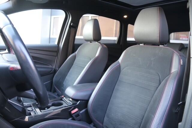 Ford KUGA 1.5 EcoBoost ST Line, Stoel & Stuurverwarmd, Camera, Trekhaak, Pano